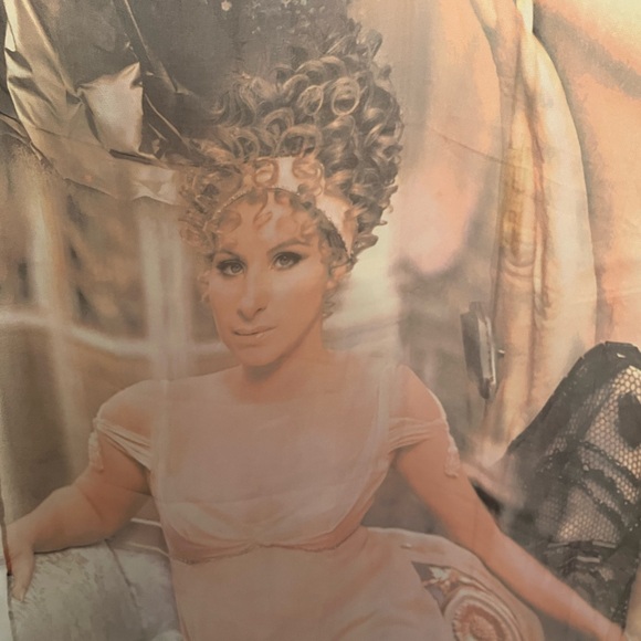 RARE Barbra Streisand silk scarf!!!!! - Picture 2 of 7